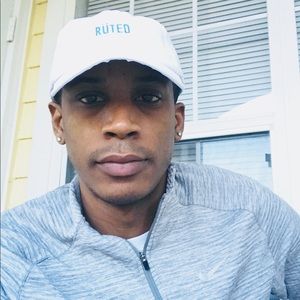 Meet your Posher, Cj